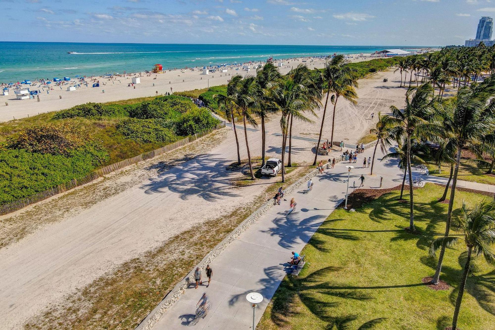 Chic Large Studio Apt Near Ocean Drive South Beach Маямі-Біч Екстер'єр фото