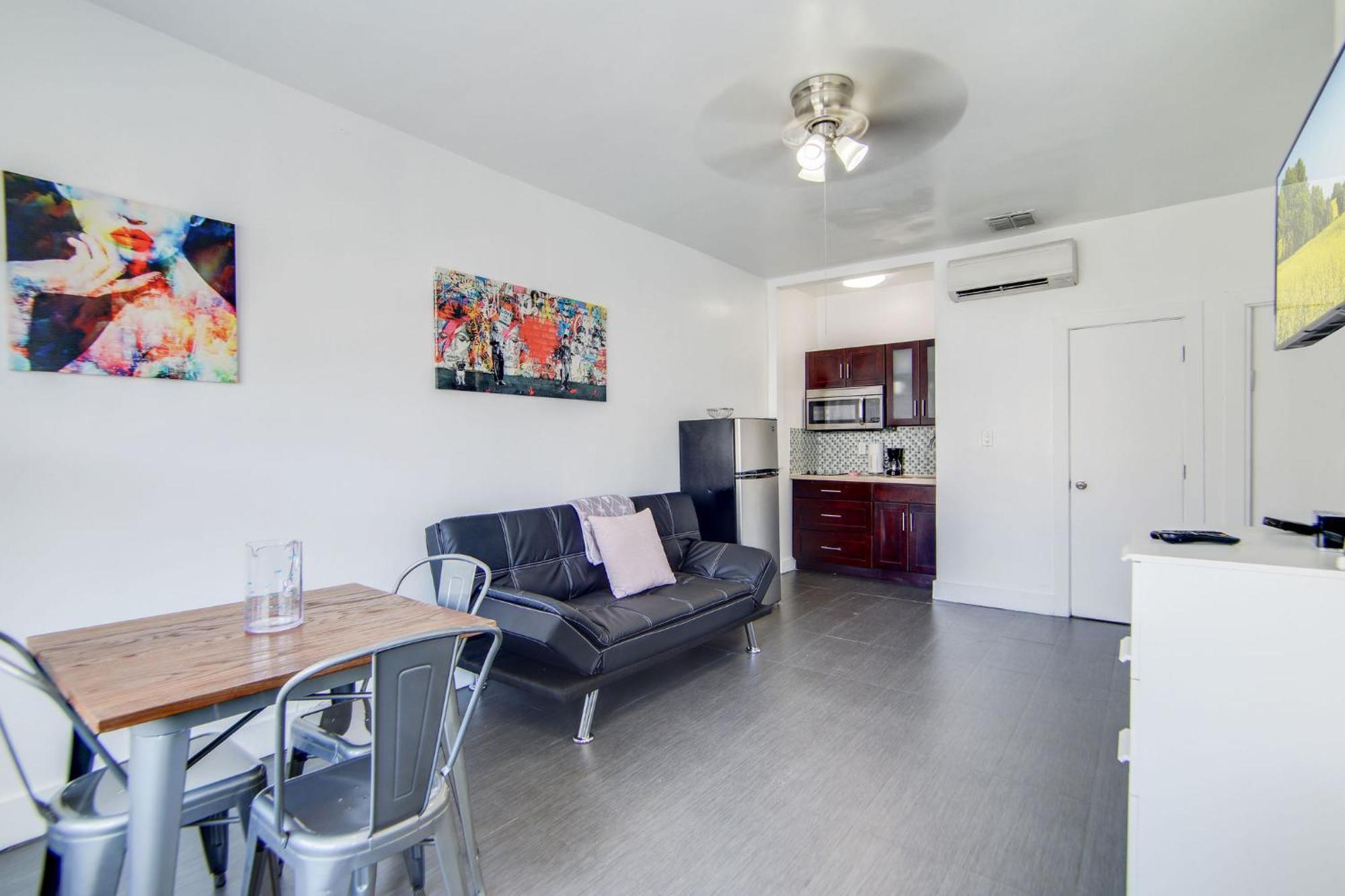 Chic Large Studio Apt Near Ocean Drive South Beach Маямі-Біч Екстер'єр фото