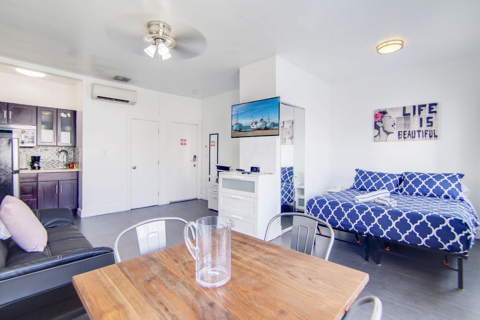 Chic Large Studio Apt Near Ocean Drive South Beach Маямі-Біч Екстер'єр фото